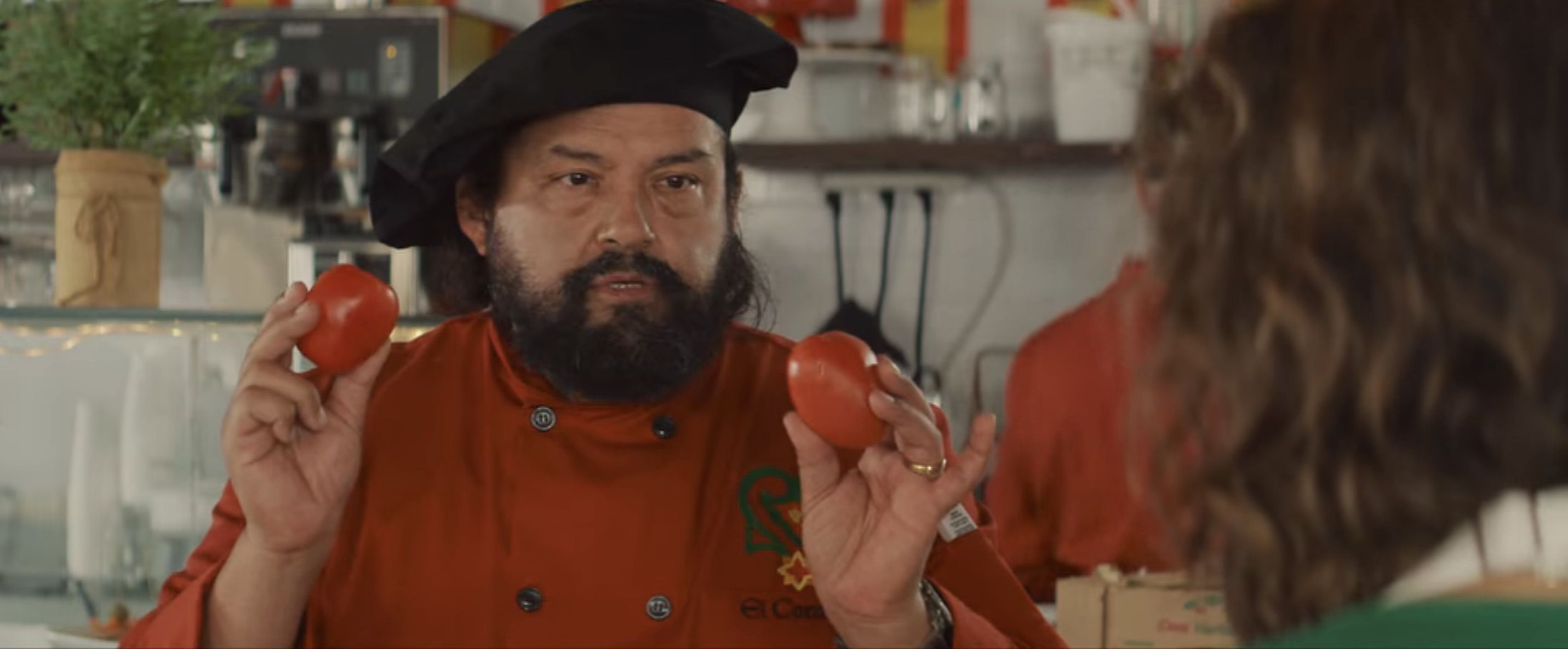 That's Amor Cast on Netflix - Daniel Edward Mora as Guillermo