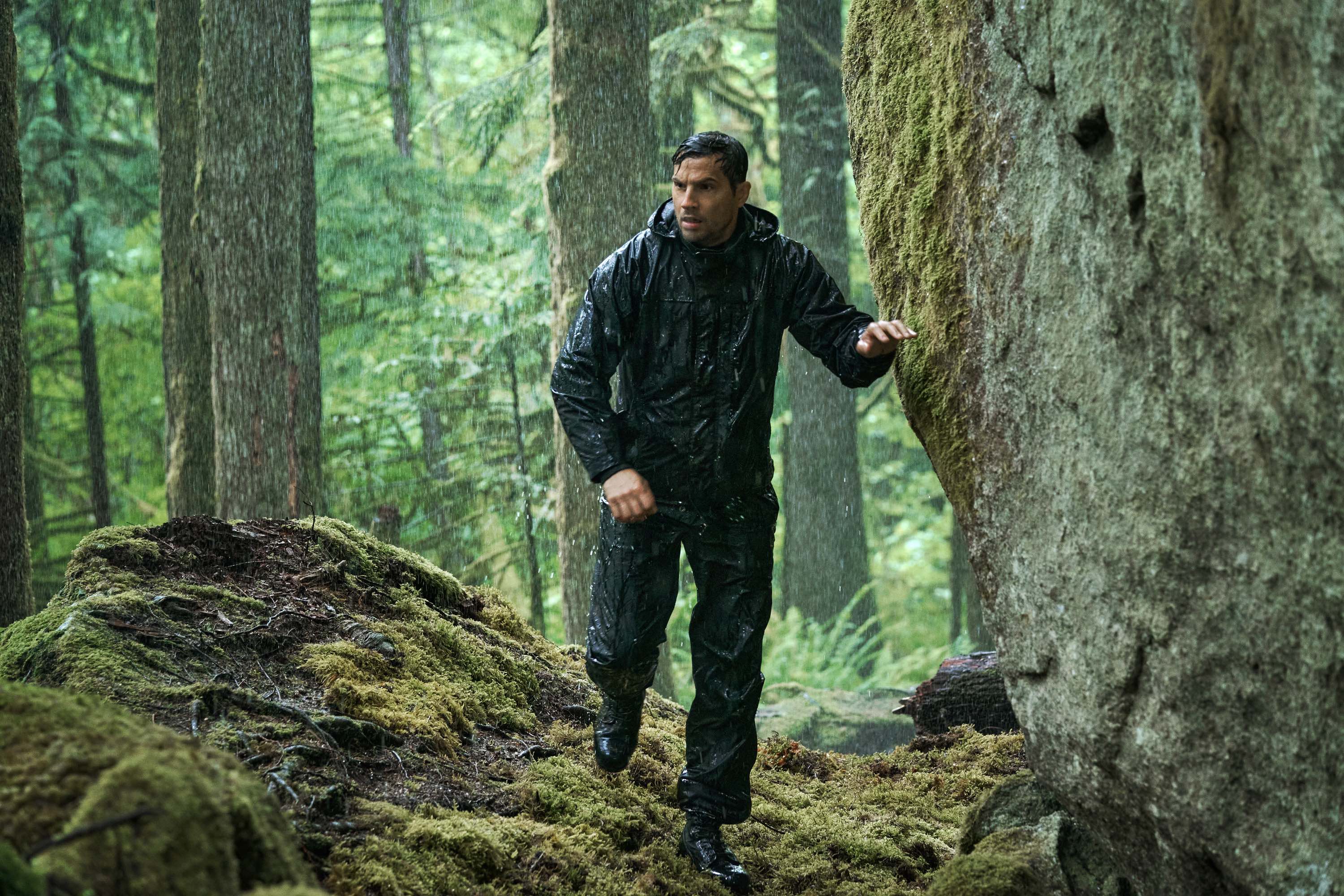 Lou Cast on Netflix - Logan Marshall-Green as Philip