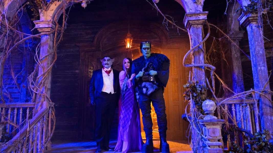 The Munsters Cast: Every Actor and Character in the 2022 Movie on Netflix