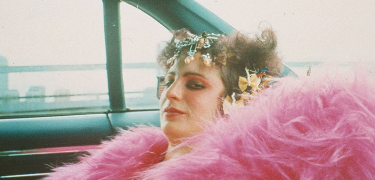 All the Beauty and the Bloodshed Review - 2022 Laura Poitras Documentary