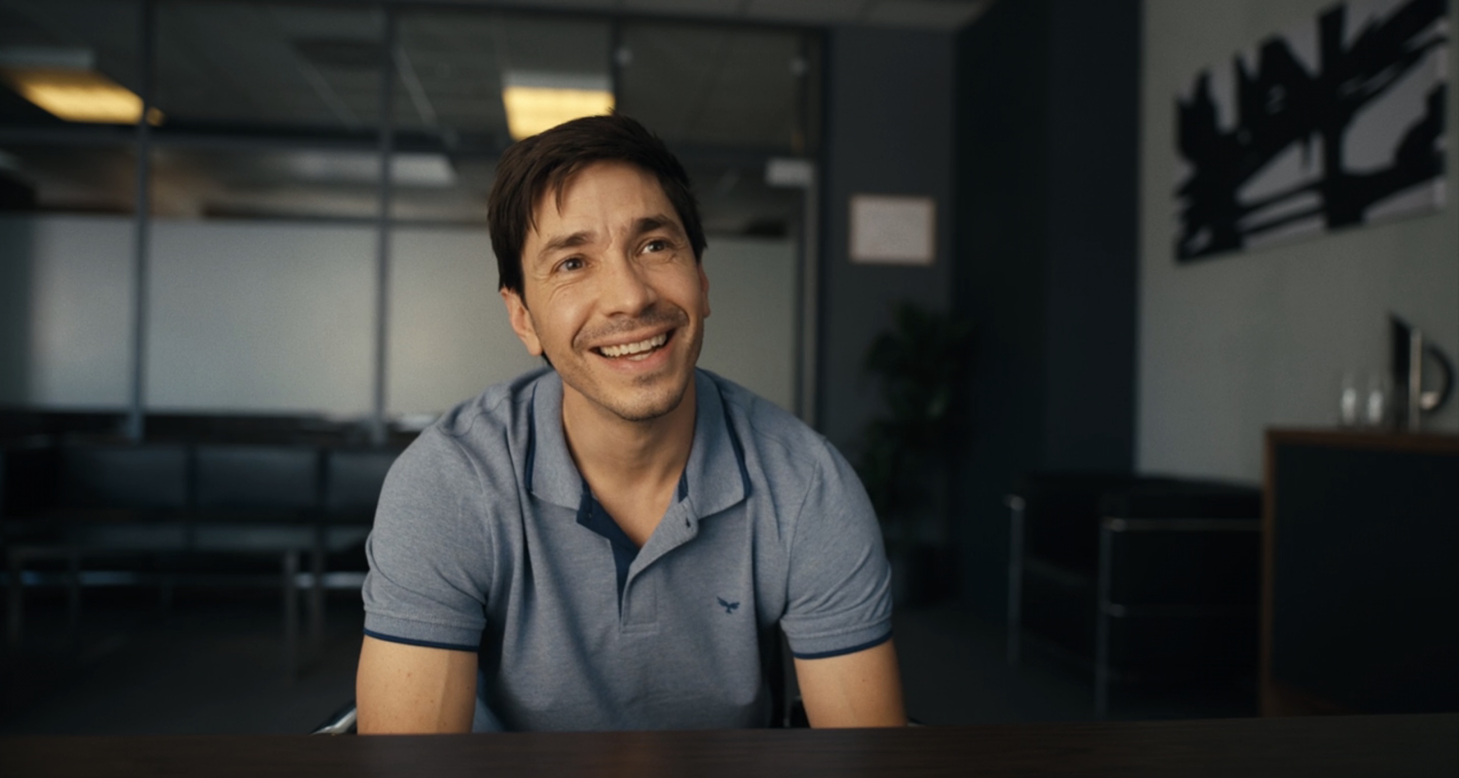 Barbarian Cast - Justin Long as AJ Gilbride