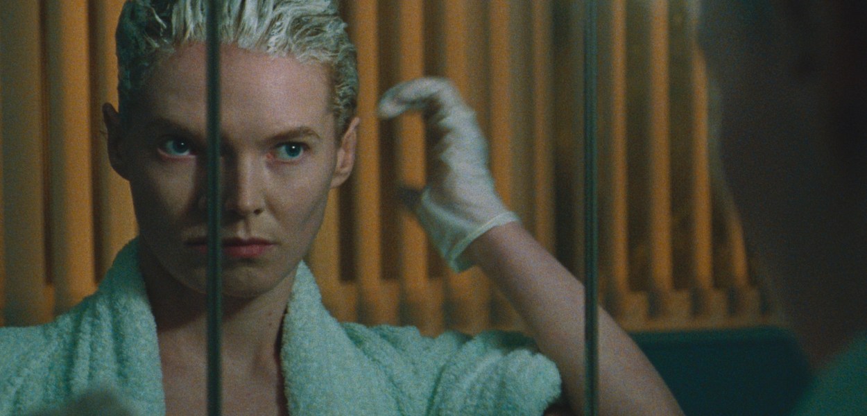 Blue Jean Review - 2022 Georgia Oakley Movie Film