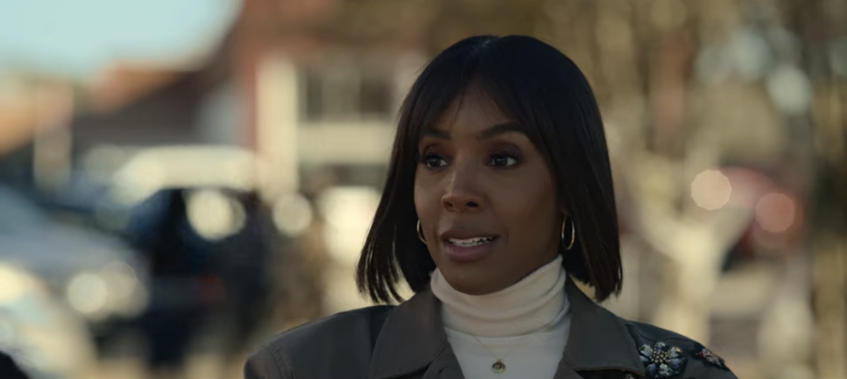 The Curse of Bridge Hollow Cast on Netflix - Kelly Rowland as Emily Gordon