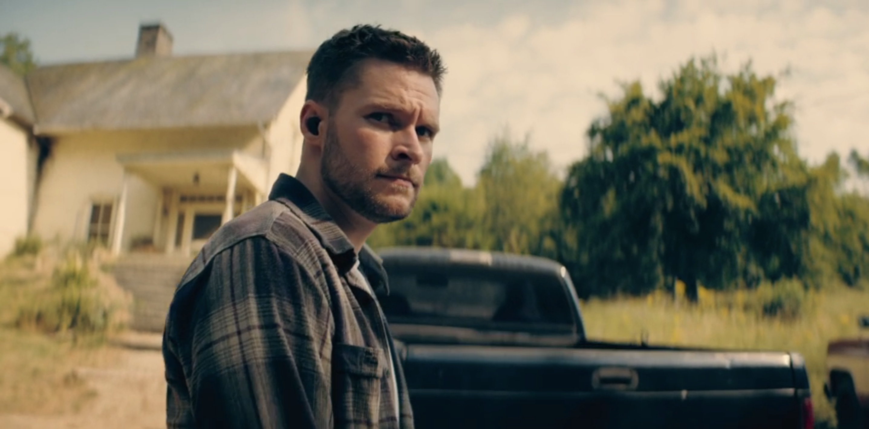 The Peripheral Cast on Amazon - Jack Reynor as Burton Fisher