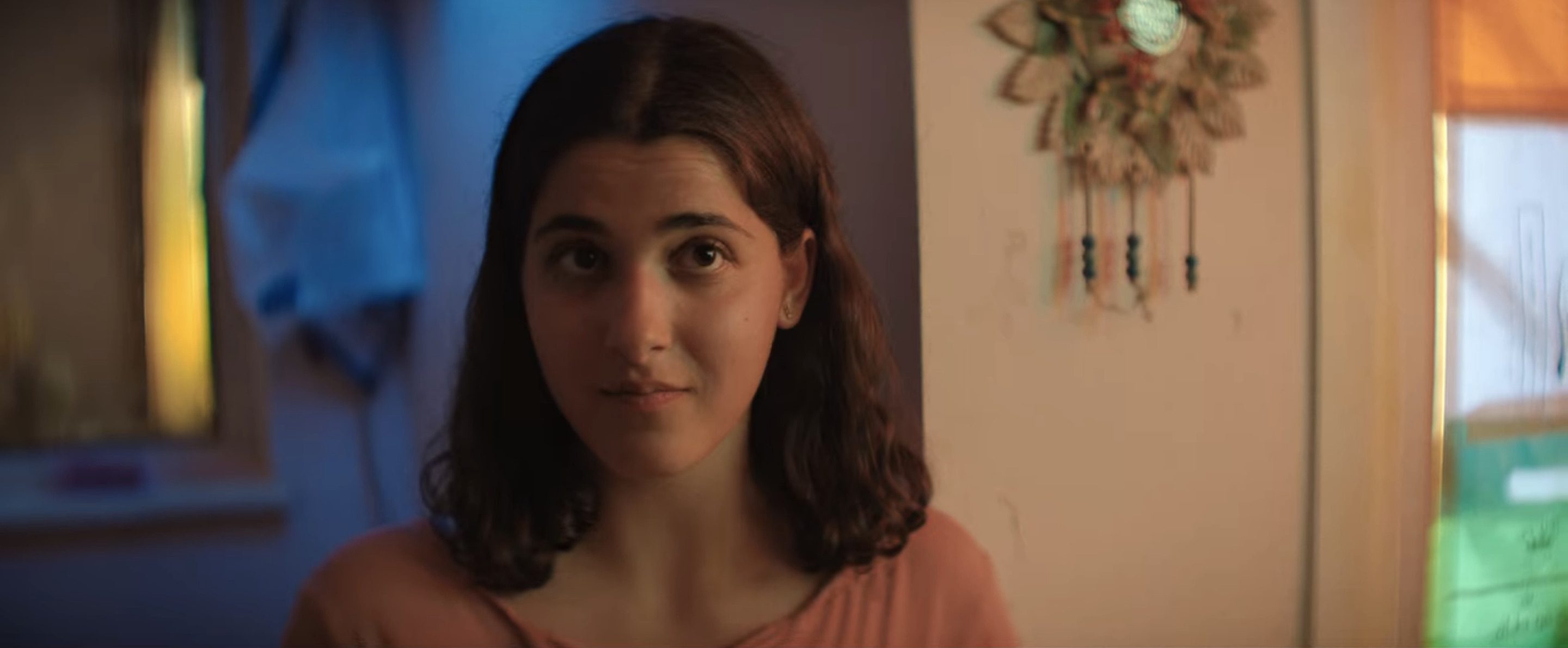 The Swimmers Cast on Netflix - Nathalie Issa as Yusra