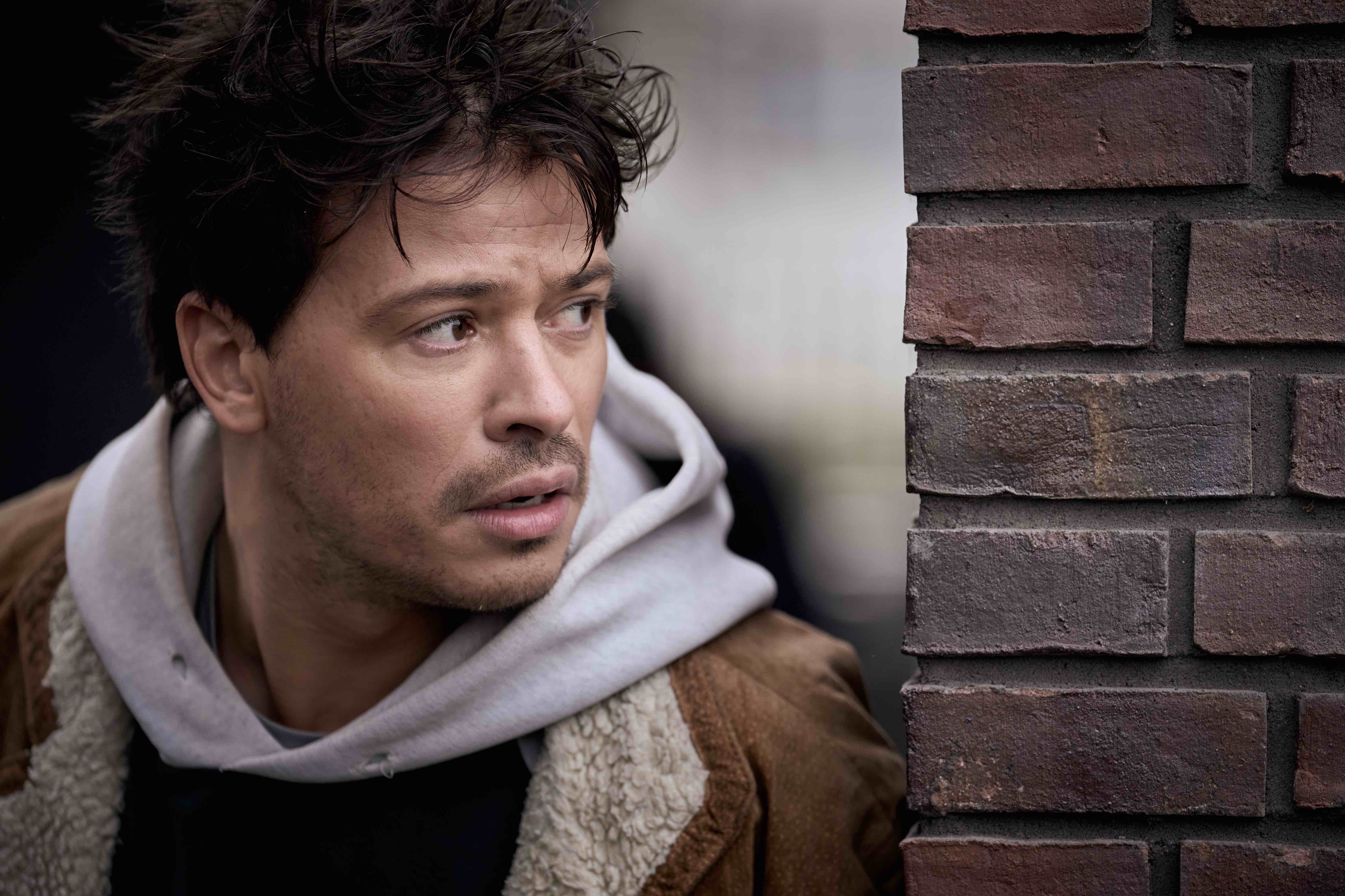 The Takeover Cast on Netflix - Geza Weisz as Thomas