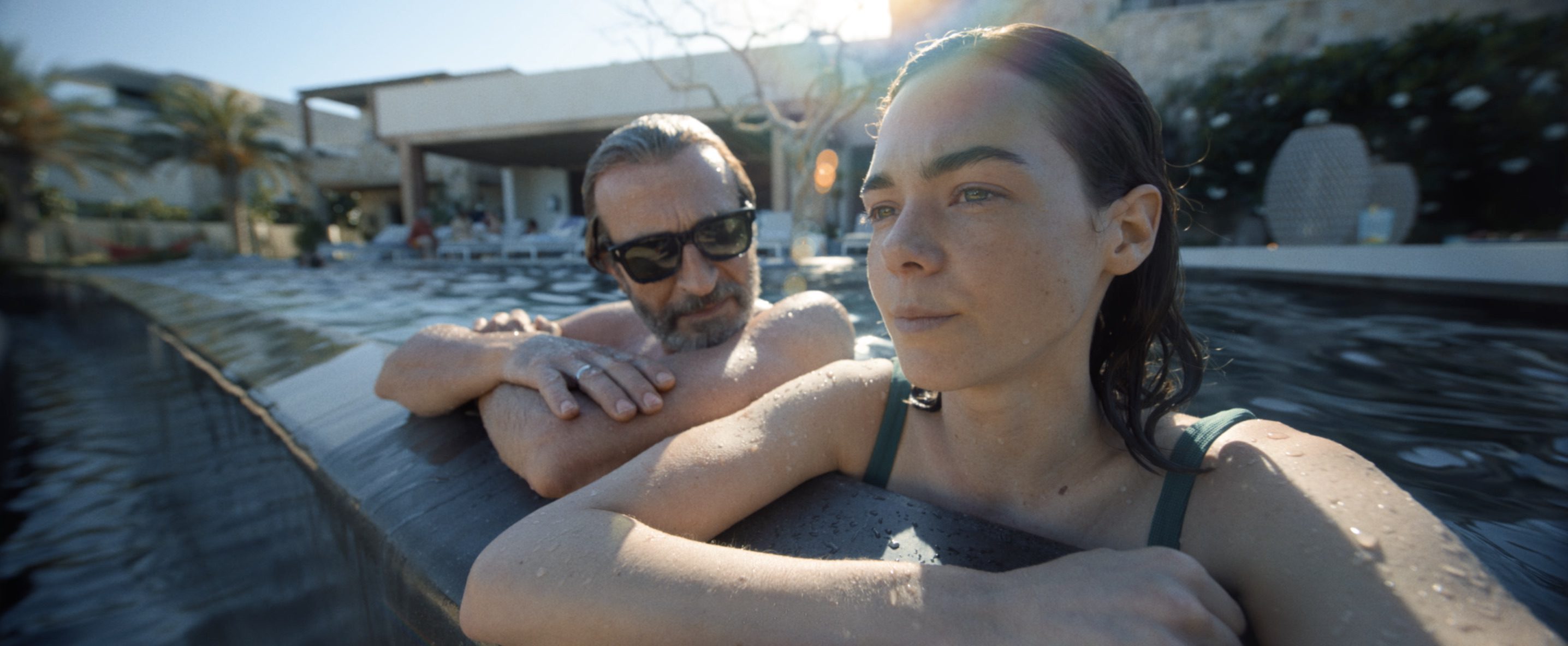 Bardo Cast on Netflix - Ximena Lamadrid as Camila