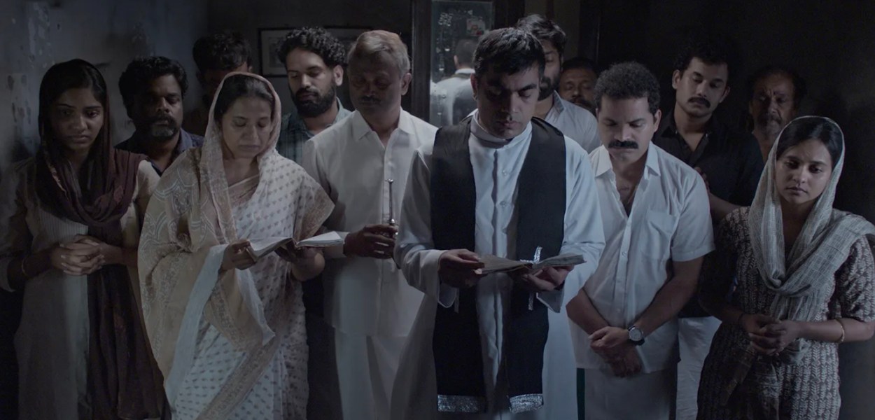 Family Review - 2023 Don Palathara Movie Film