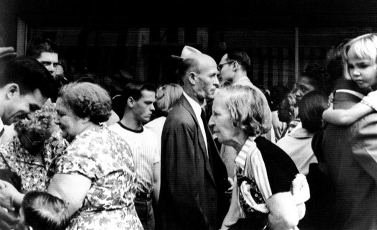 Leaving Home, Coming Home Essay - 2004 Robert Frank Documentary by Gerald Fox