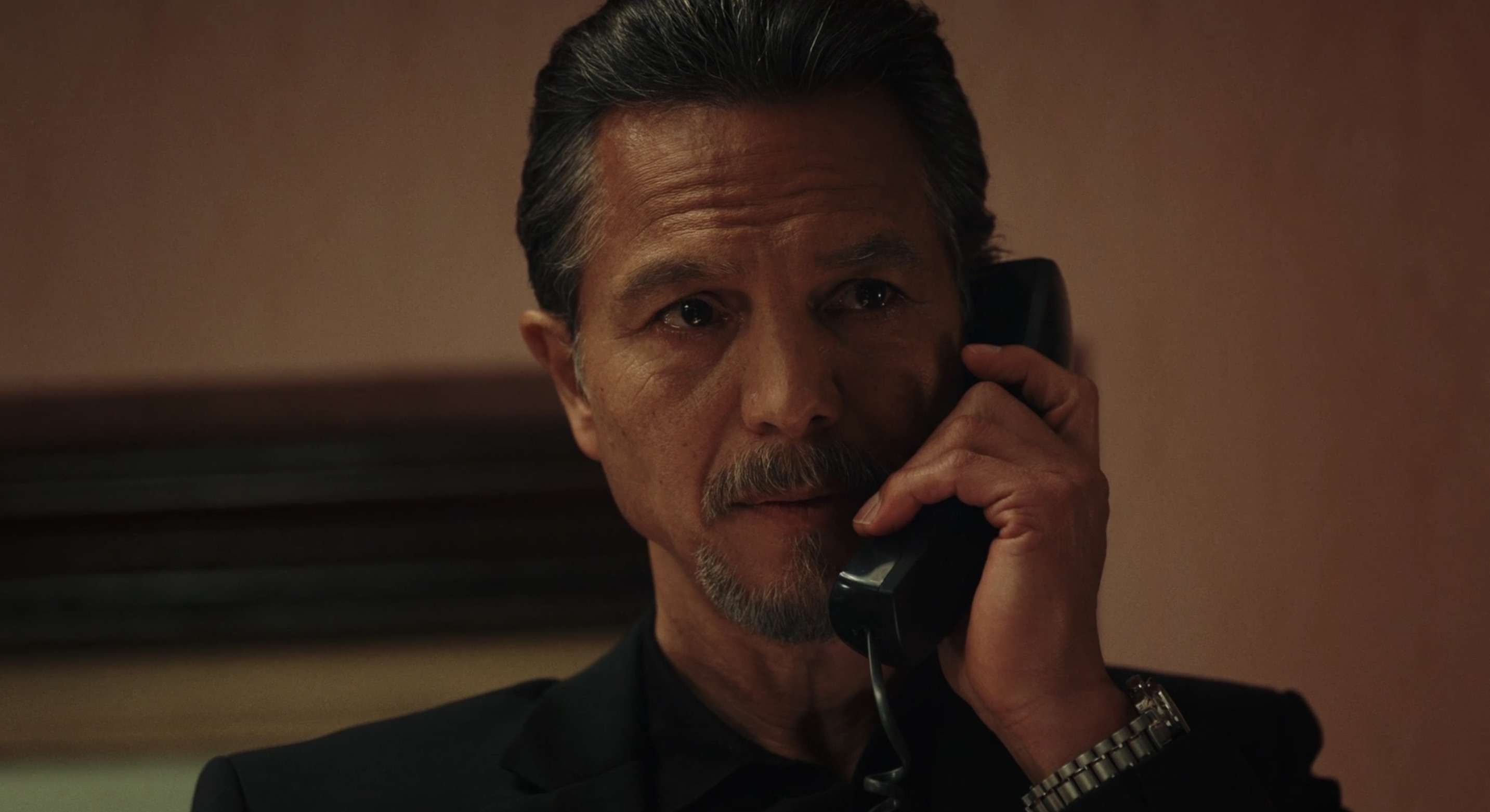 Poker Face Cast on Peacock - Benjamin Bratt as Cliff