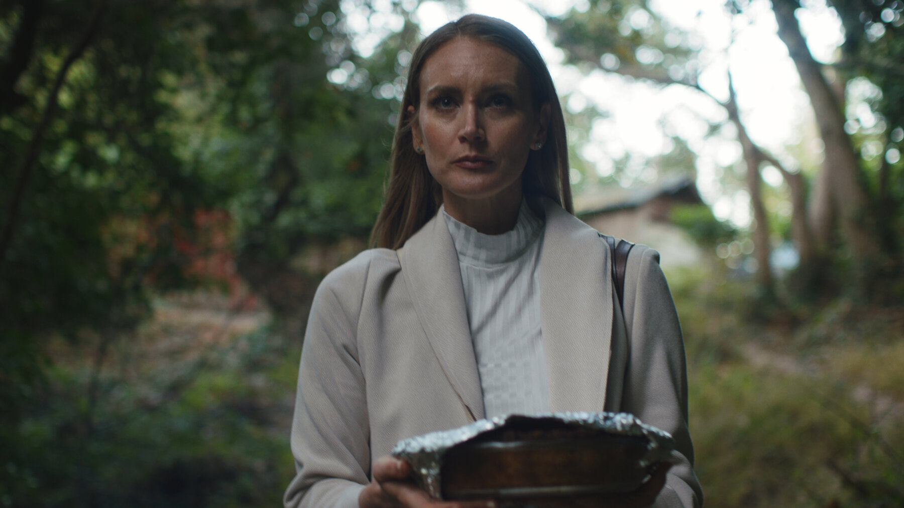 Soft & Quiet Review - 2022 Beth de Araújo Movie Film