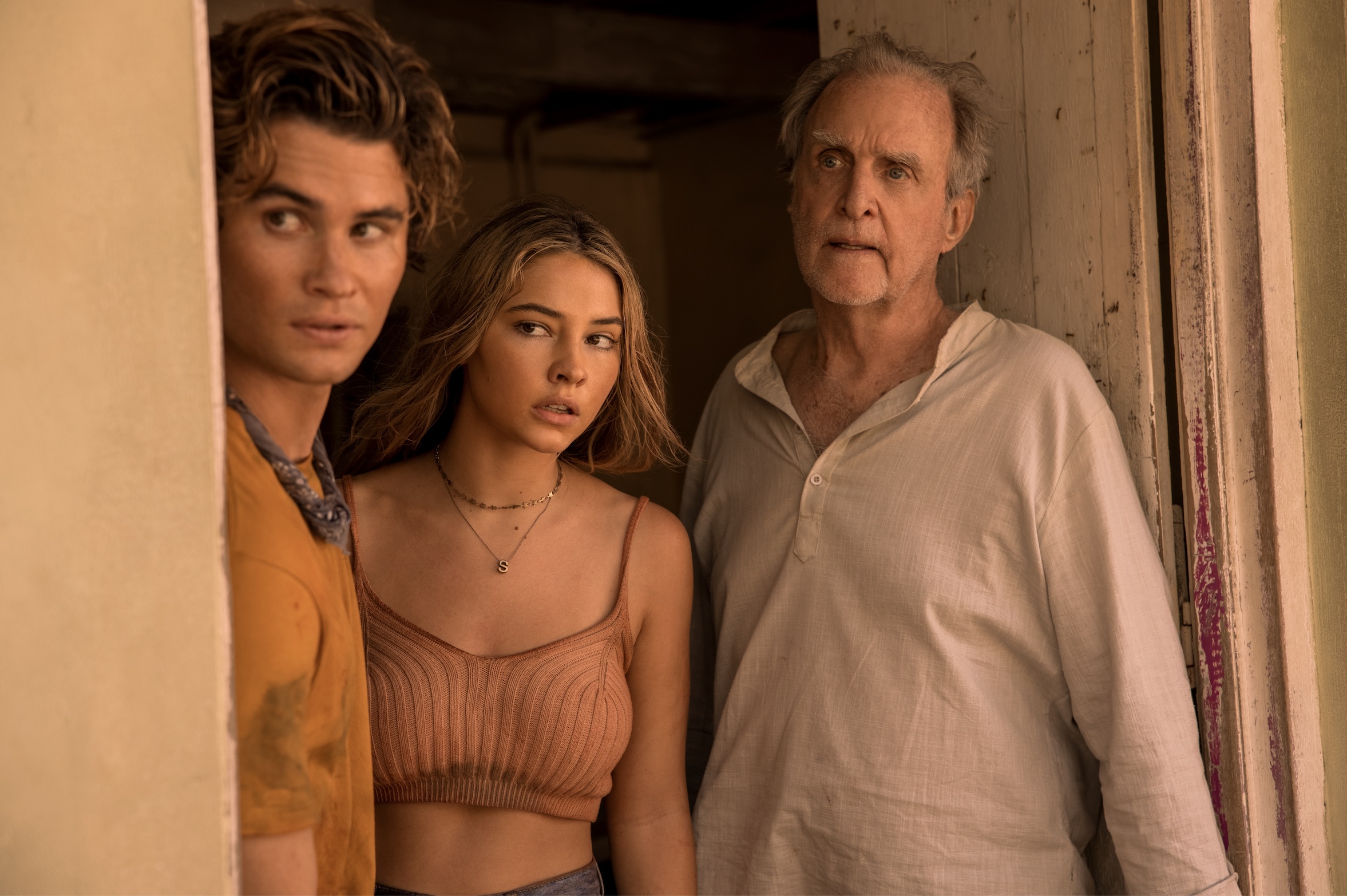 Outer Banks Soundtrack on Netflix - Every Song in Season 2, Episode 3