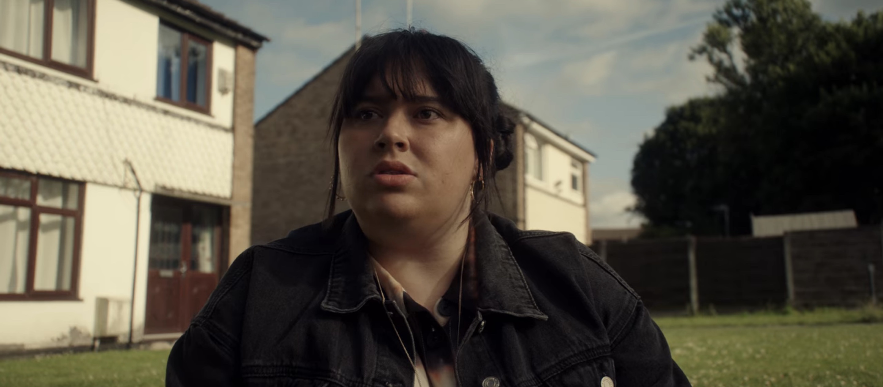 Red Rose Cast on Netflix - Natalie Blair as Ashley Banister