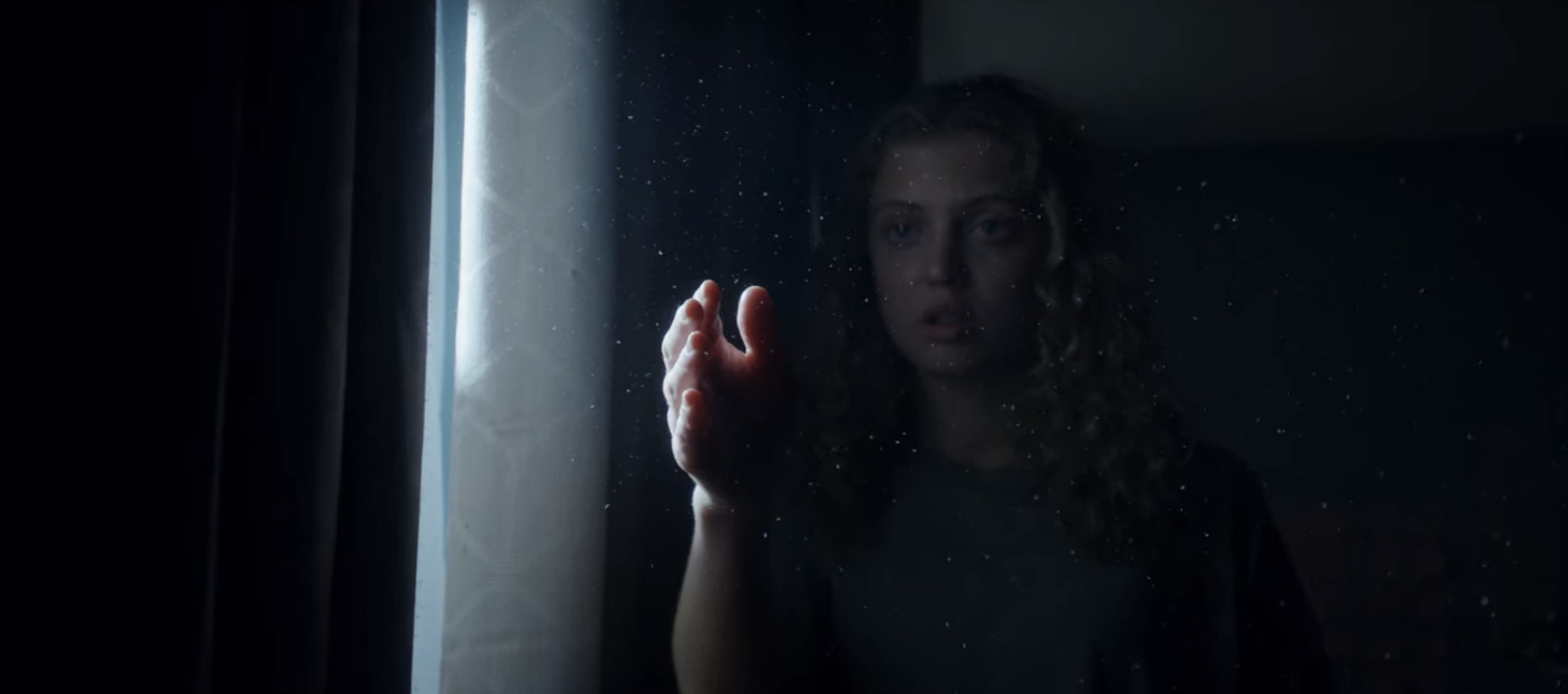 Red Rose Soundtrack on Netflix - Every Song in Season 1, Episode 2