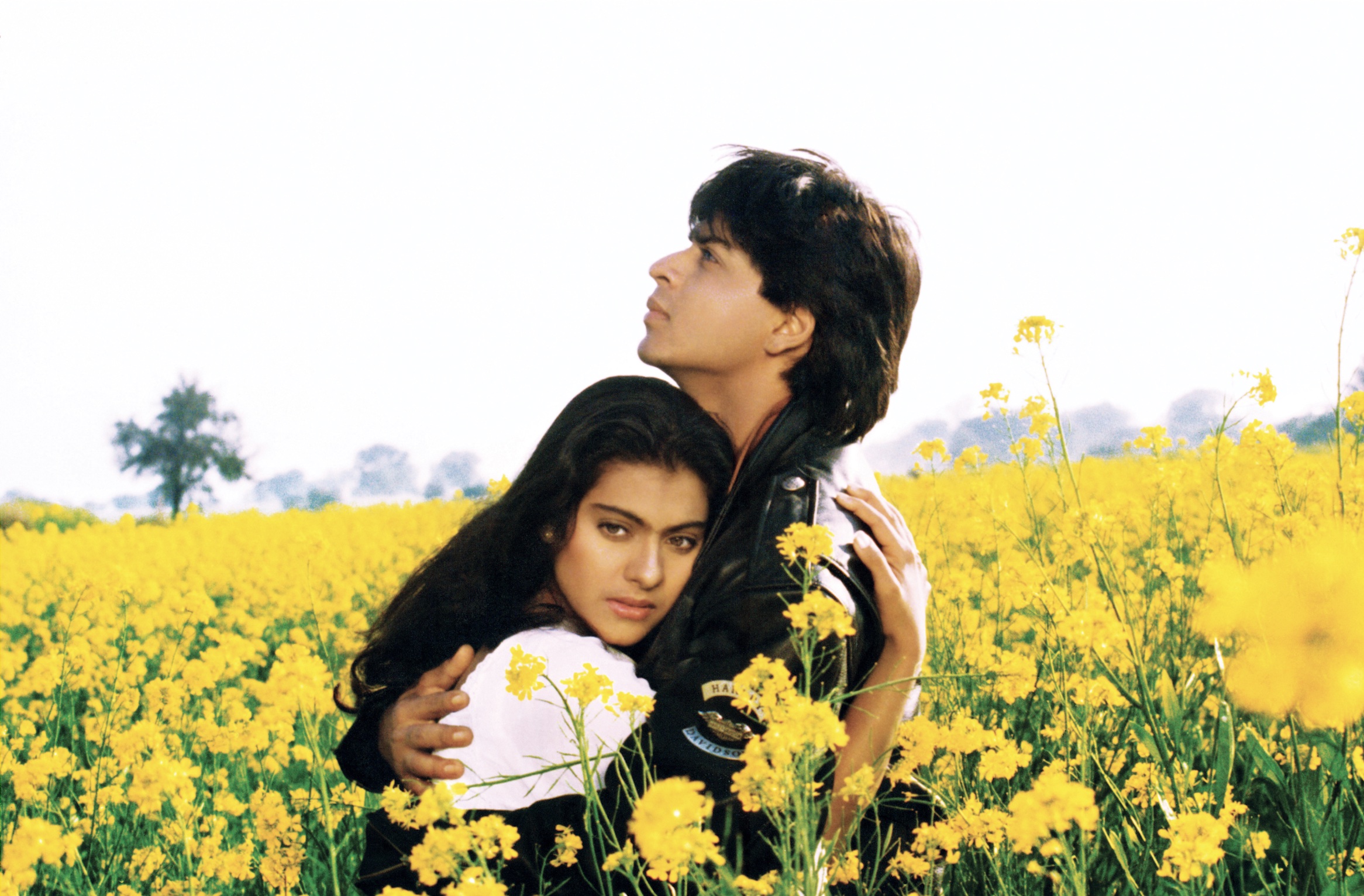 The Romantics Review - 2023 Smriti Mundhra Netflix Documentary