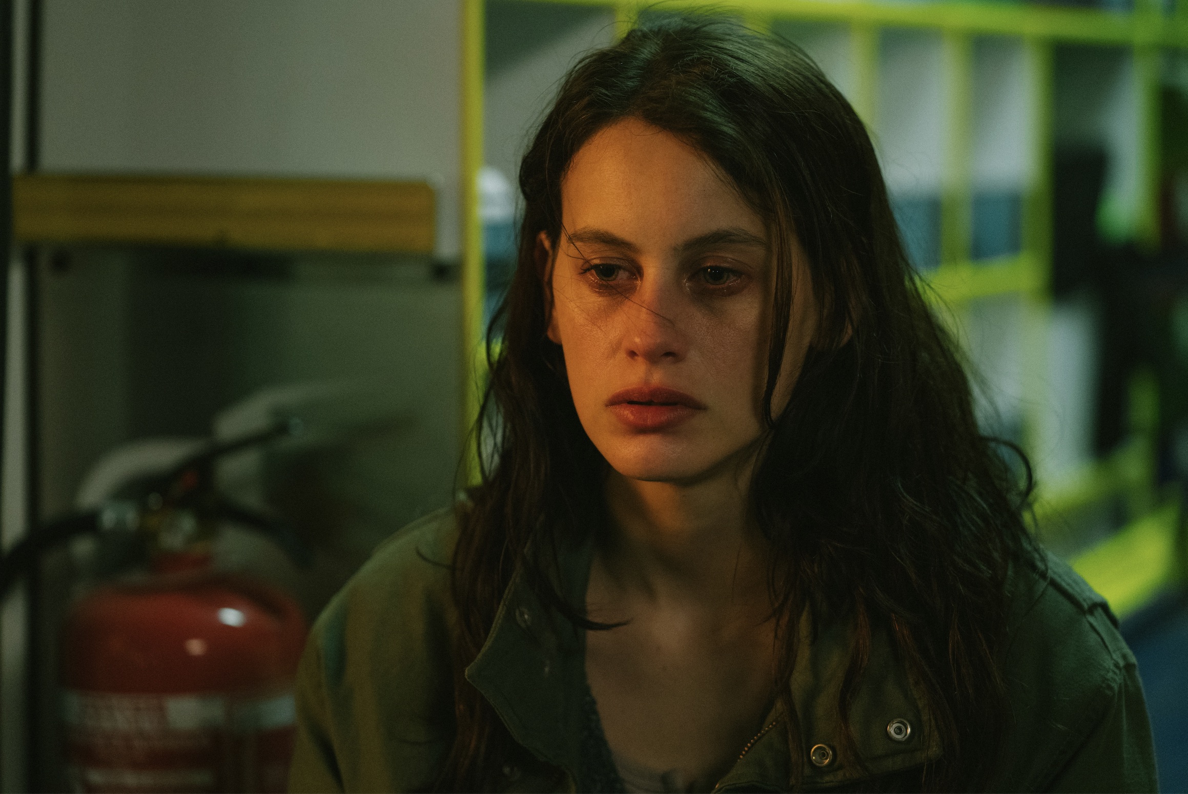 The Snow Girl Cast on Netflix - Milena Smit as Miren Rojo