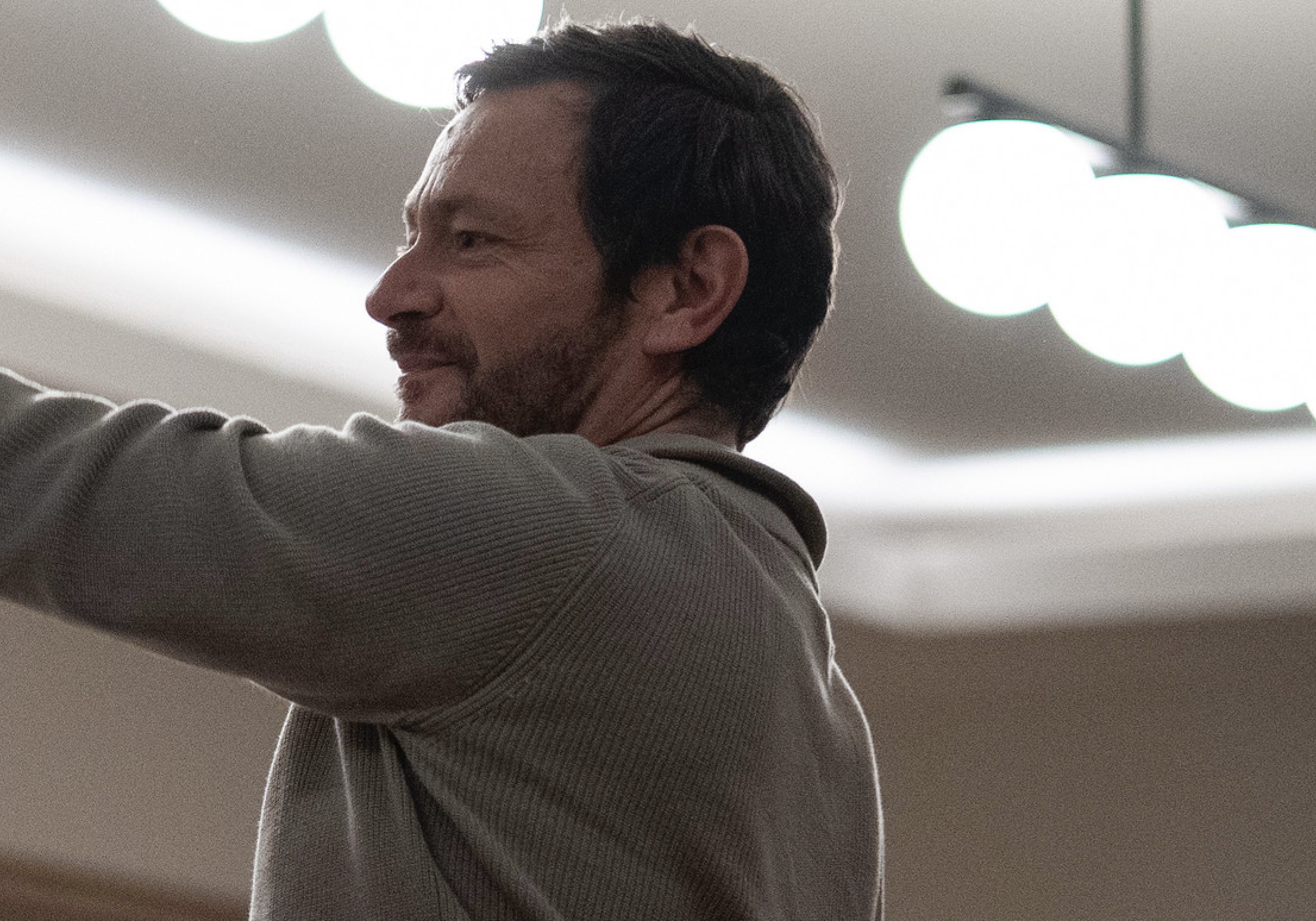 The Strays Cast on Netflix - Justin Salinger as Ian