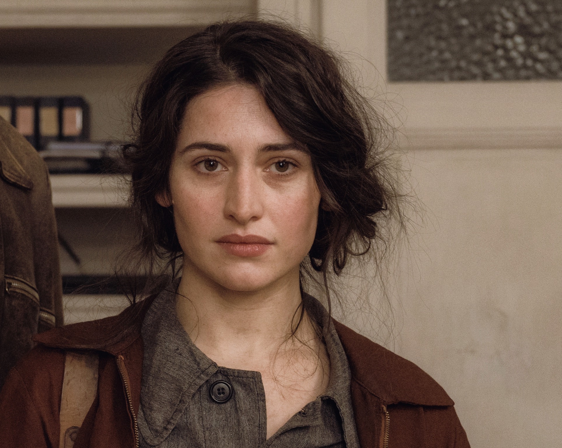 Transatlantic Cast on Netflix - Deleila Piasko as Lisa Fittko