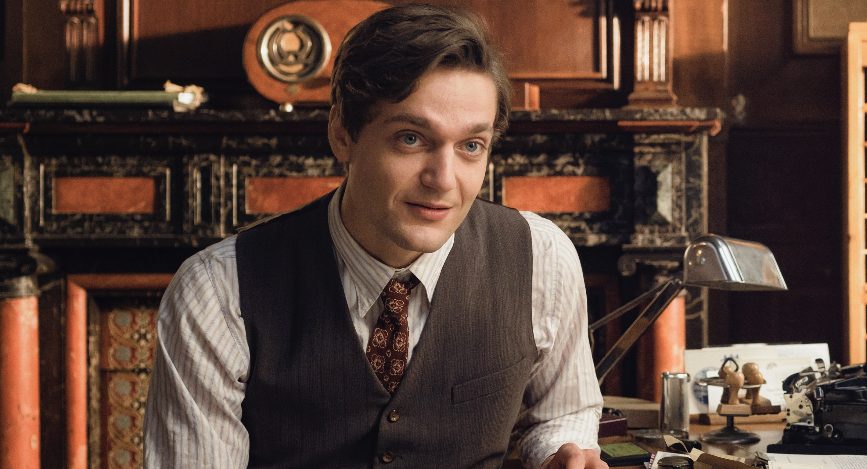 Transatlantic Cast on Netflix - Lucas Englander as Albert Hirschman