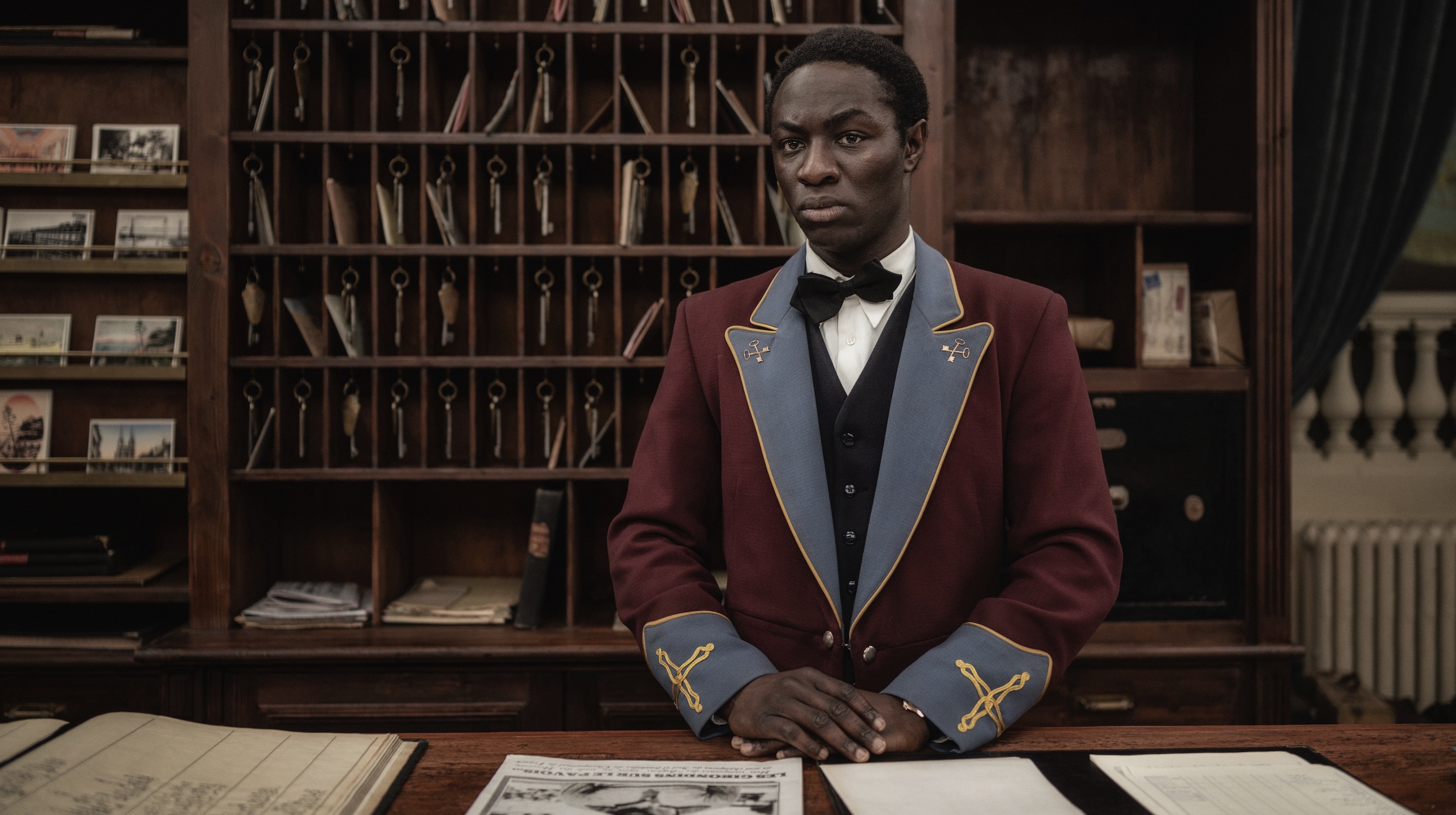 Transatlantic Cast on Netflix - Ralph Amoussou as Paul Kandjo