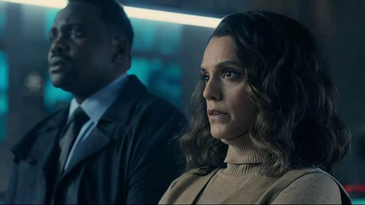 Class of '09 Soundtrack on FX on Hulu - Every Song in Season 1, Episode 5