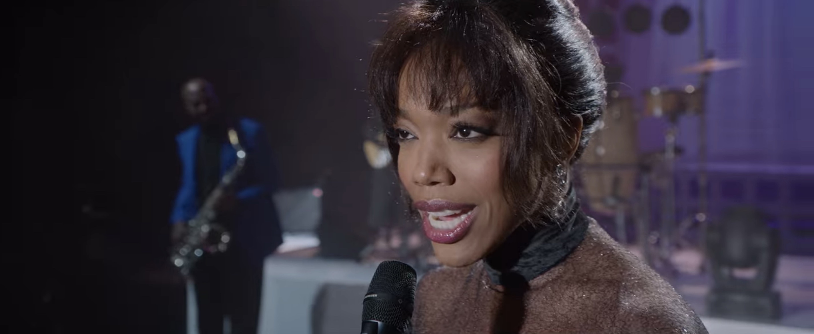 Whitney Houston: I Wanna Dance with Somebody Cast on Netflix - Naomi Ackie as Whitney Houston