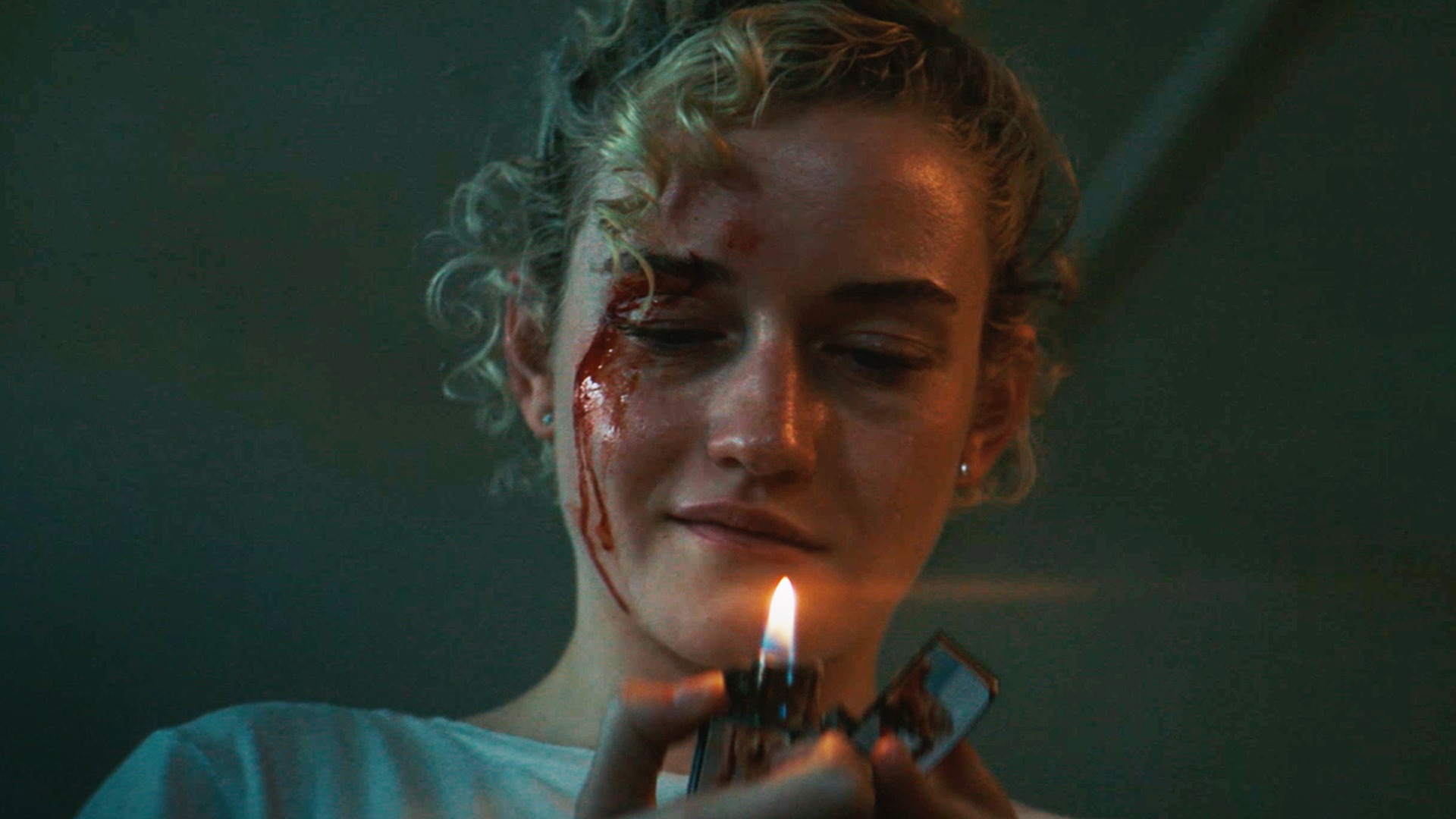 The Royal Hotel Review - 2023 Kitty Green Movie Film