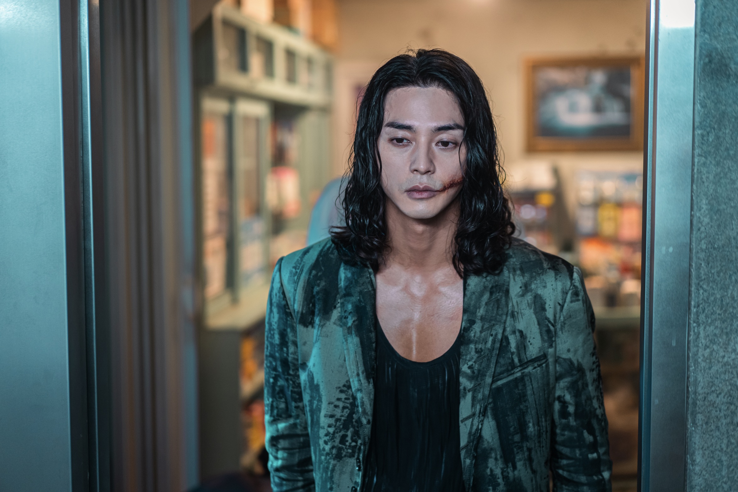 Ballerina Cast on Netflix - Kim Ji-Hoon as Pro Choi