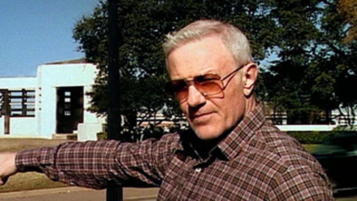 Lee Harvey Oswald Essay - Interview with the Assassin (2002)