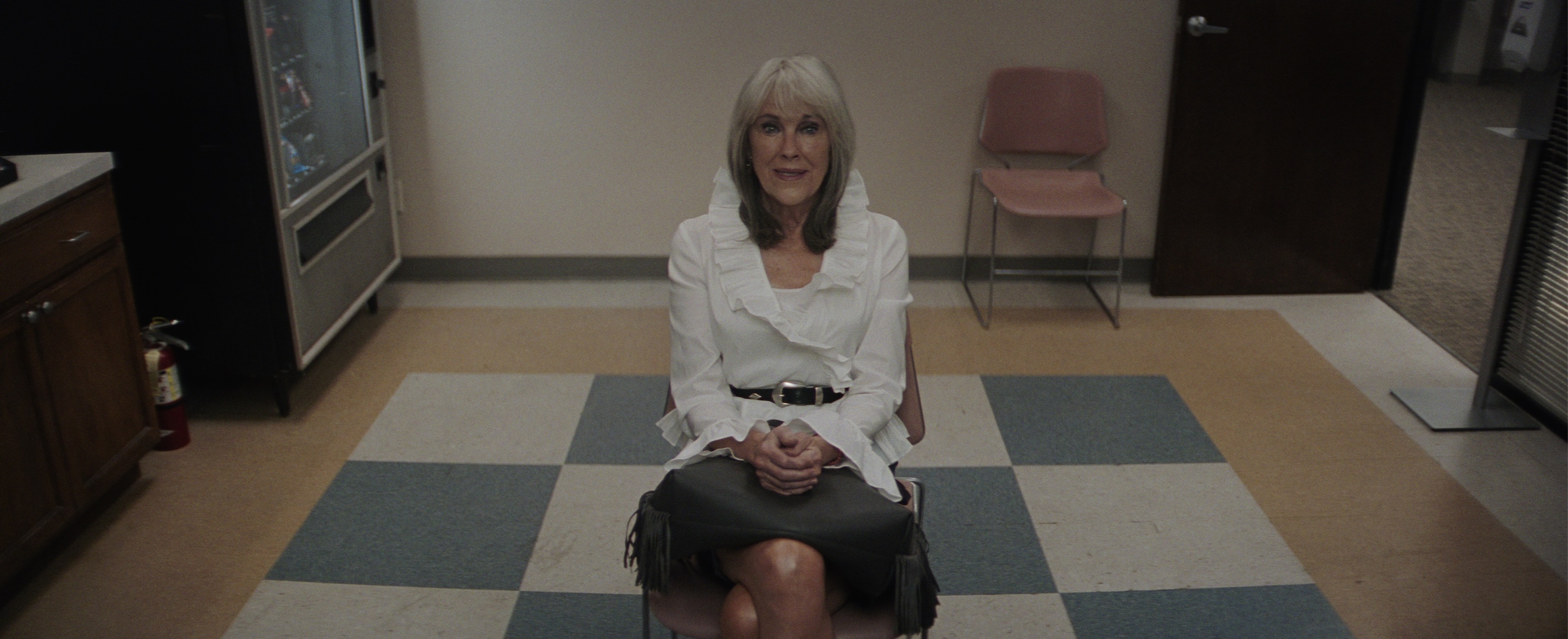 Pain Hustlers Cast on Netflix - Catherine O'Hara as Jackie