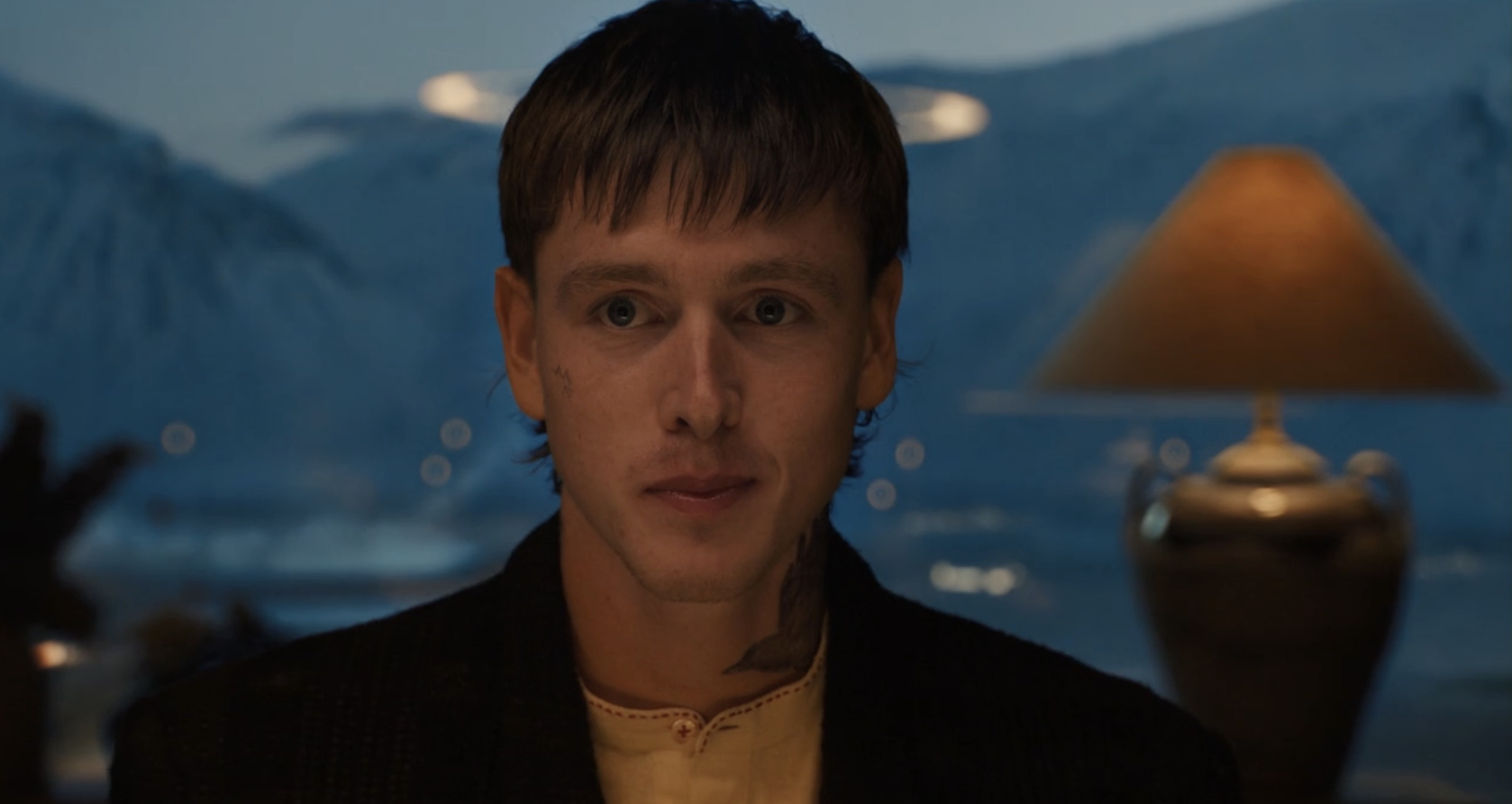 A Murder at the End of the World Cast on FX and Hulu - Harris Dickinson as Bill