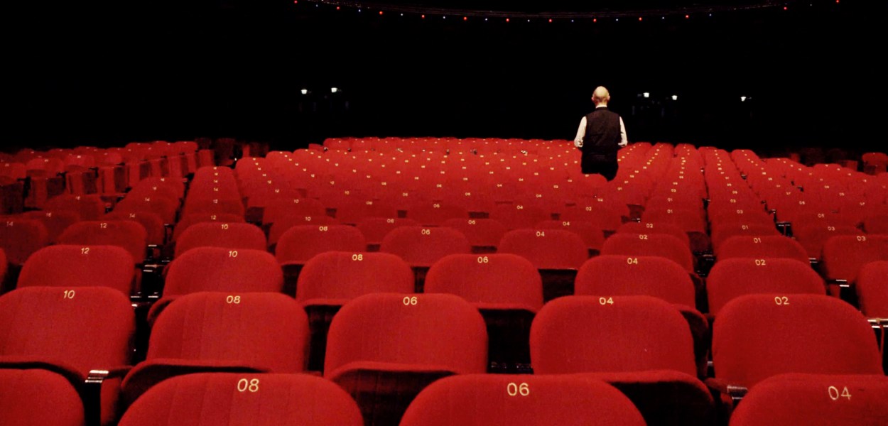 In the Court of the Crimson King Review - 2022 Toby Amies Documentary Film