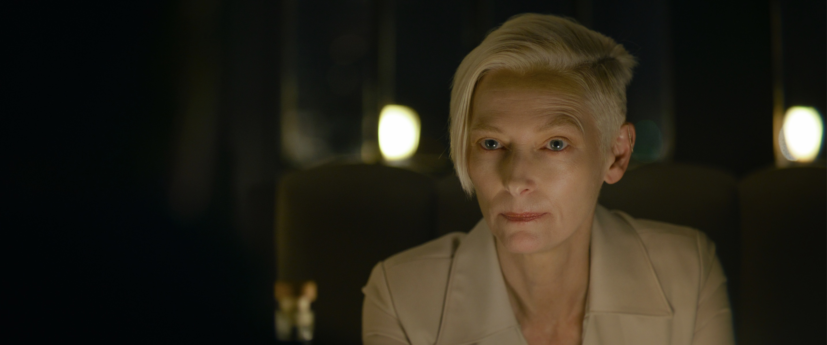 The Killer Cast on Netflix - Tilda Swinton as The Expert