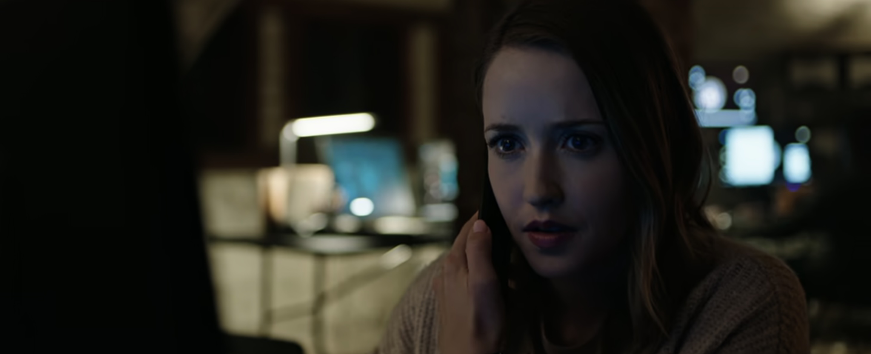 Sniper: Assassin's End Cast on Netflix - Emily Tennant as Agent Juliet Clover