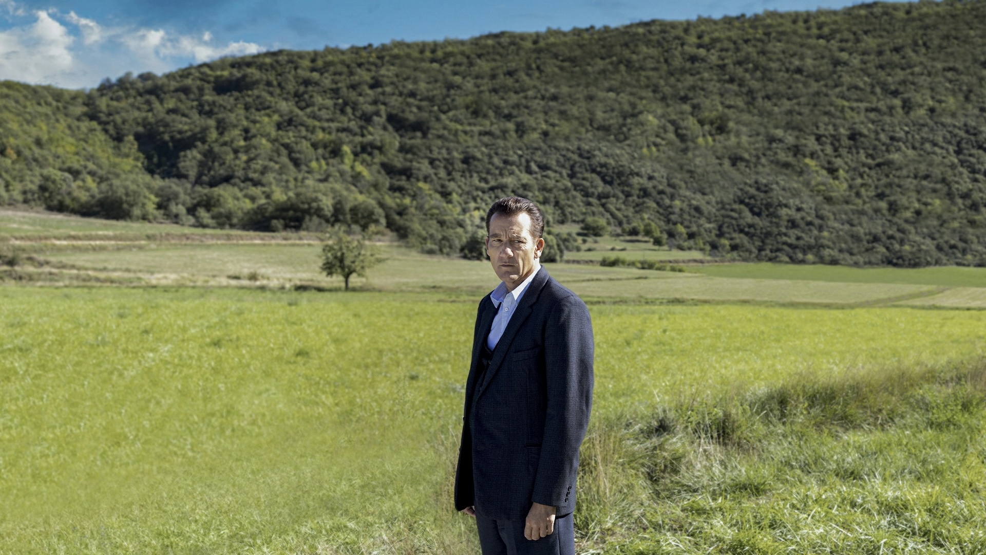 Monsieur Spade Soundtrack on Canal+ and AMC - Every Song in Season 1, Episode 2