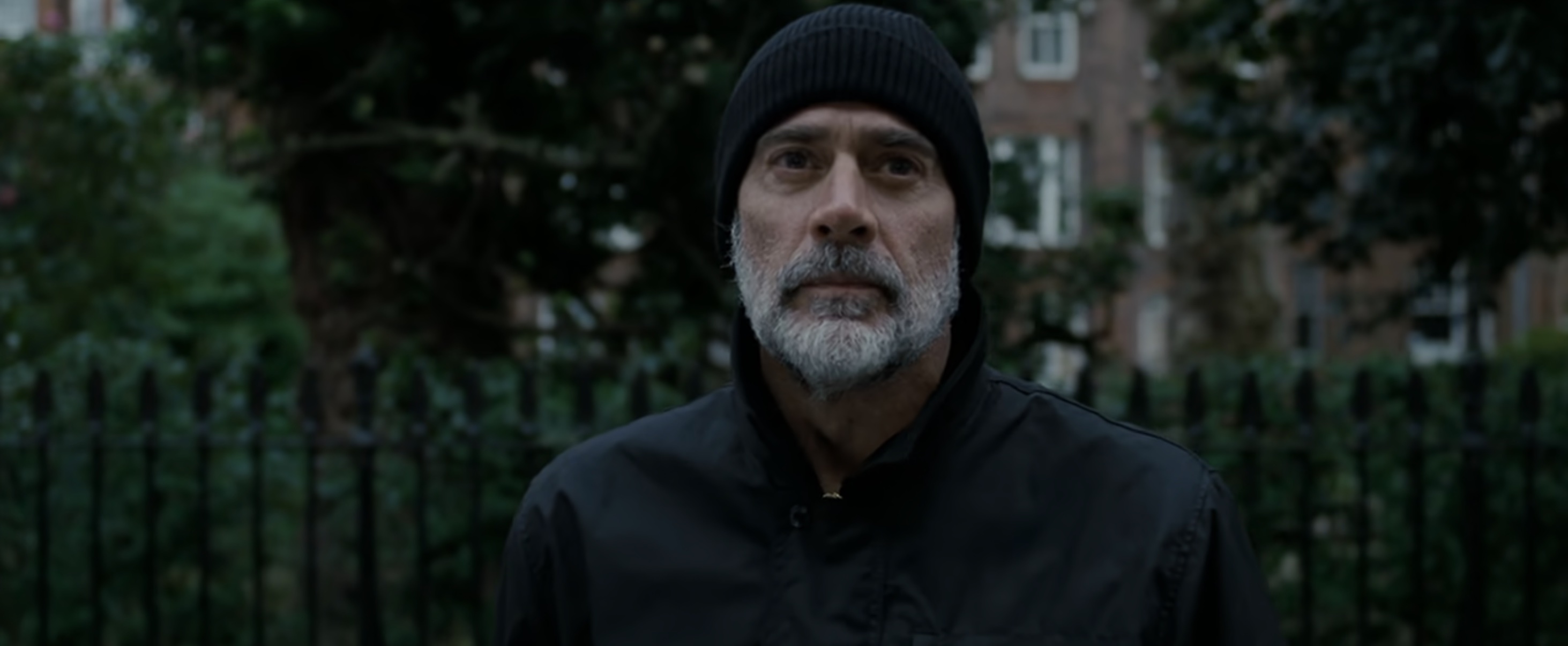 The Postcard Killings Cast on Netflix - Jeffrey Dean Morgan as Jacob Kanon