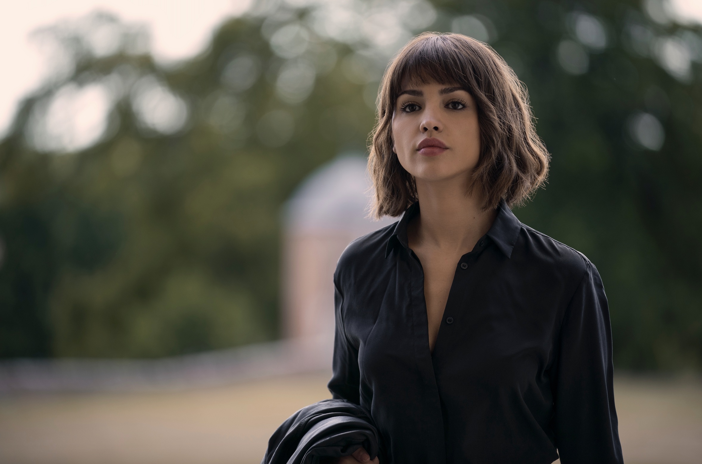 3 Body Problem Cast on Netflix - Eiza González as Auggie Salazar