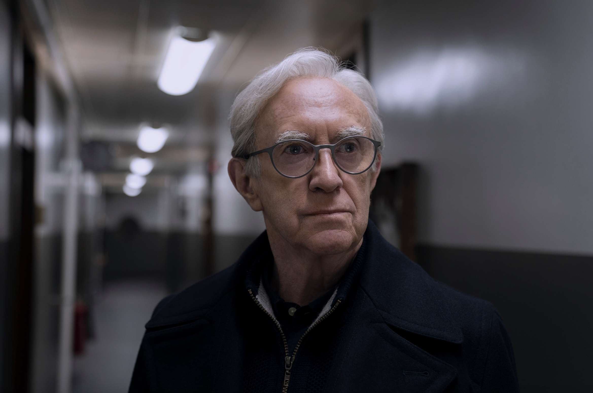 3 Body Problem Cast on Netflix - Jonathan Pryce as Mike Evans