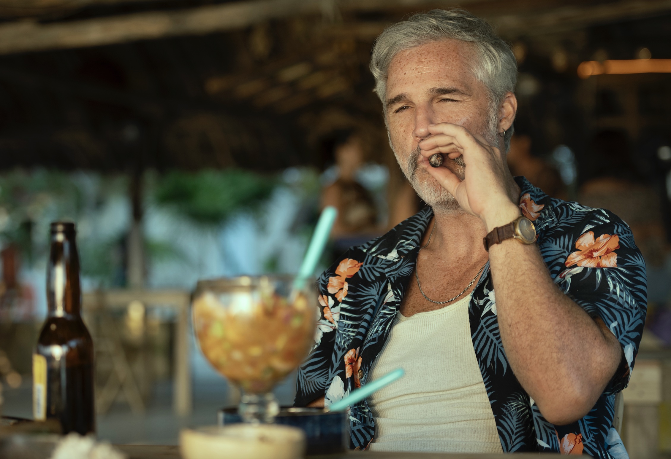 Bandidos Cast on Netflix - Juan Pablo Medina as Wilson