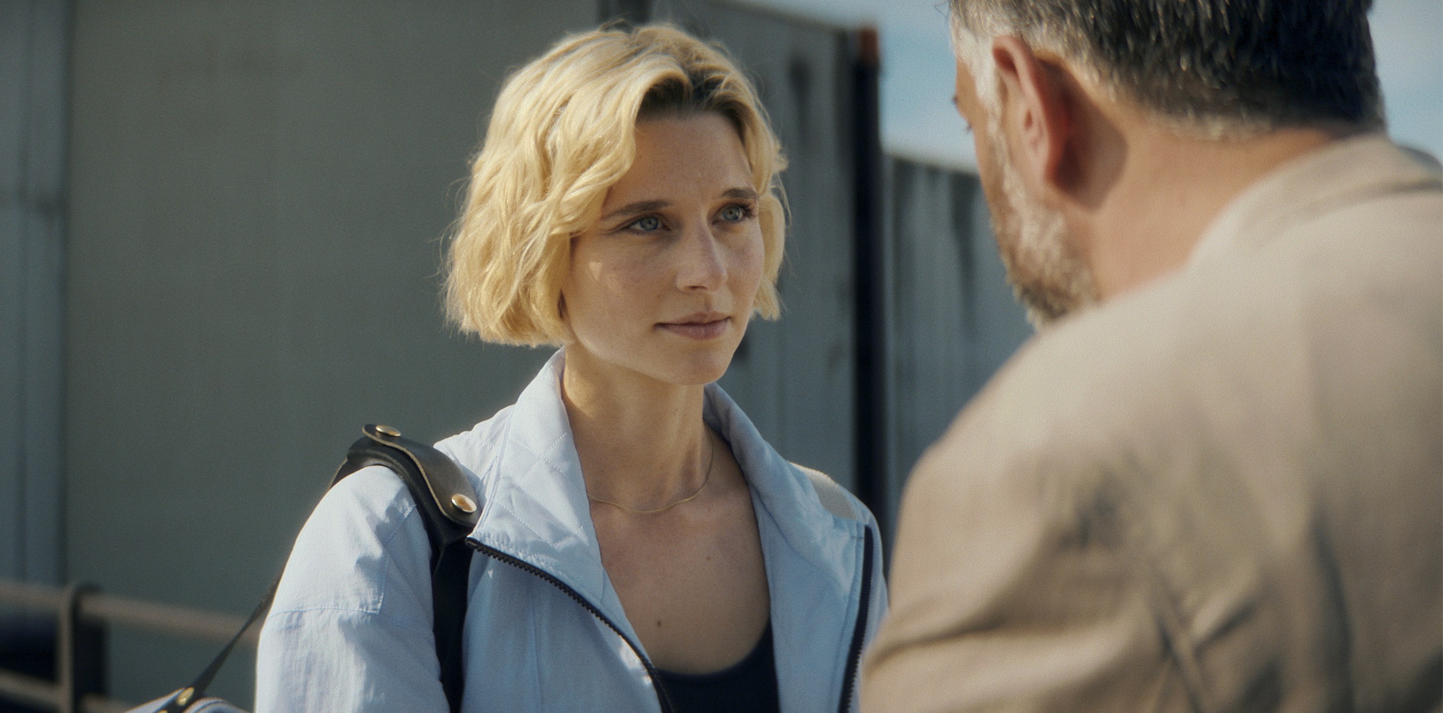 Crooks Cast on Netflix - Svenja Jung as Samira