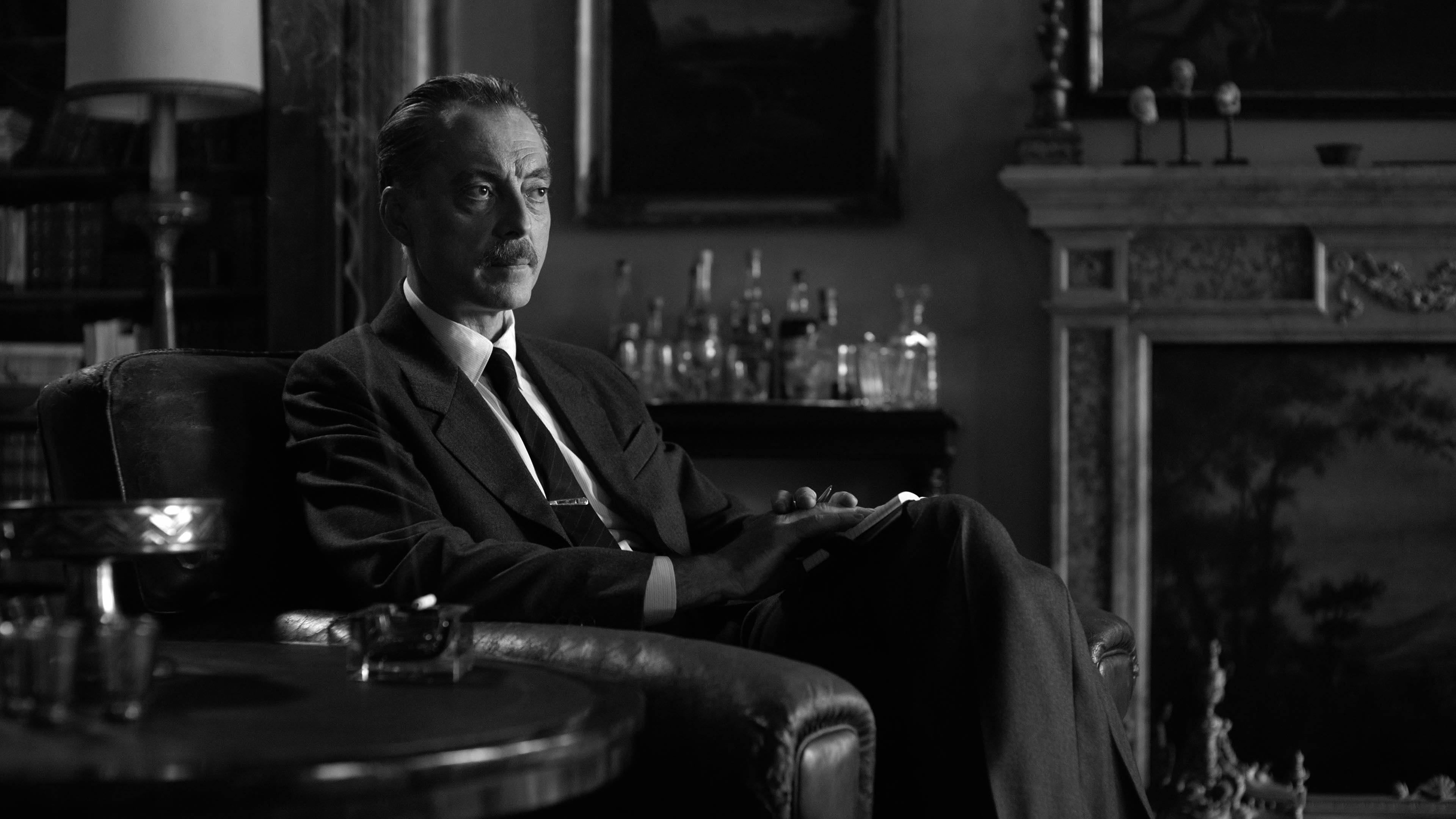 Ripley Cast on Netflix - Maurizio Lombardi as Inspector Pietro Ravini