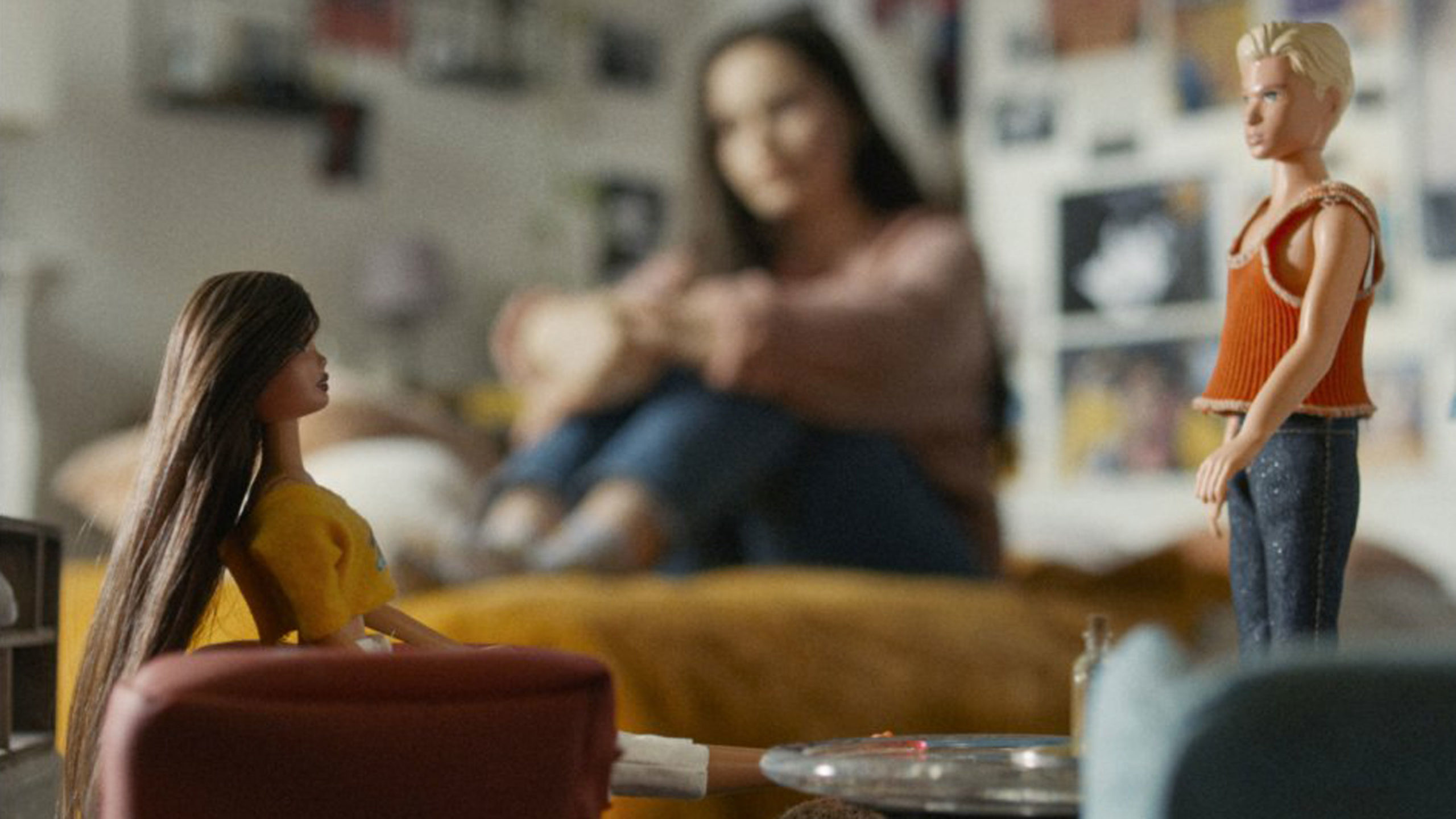 Coma Review - 2022 Bertrand Bonello Movie Film