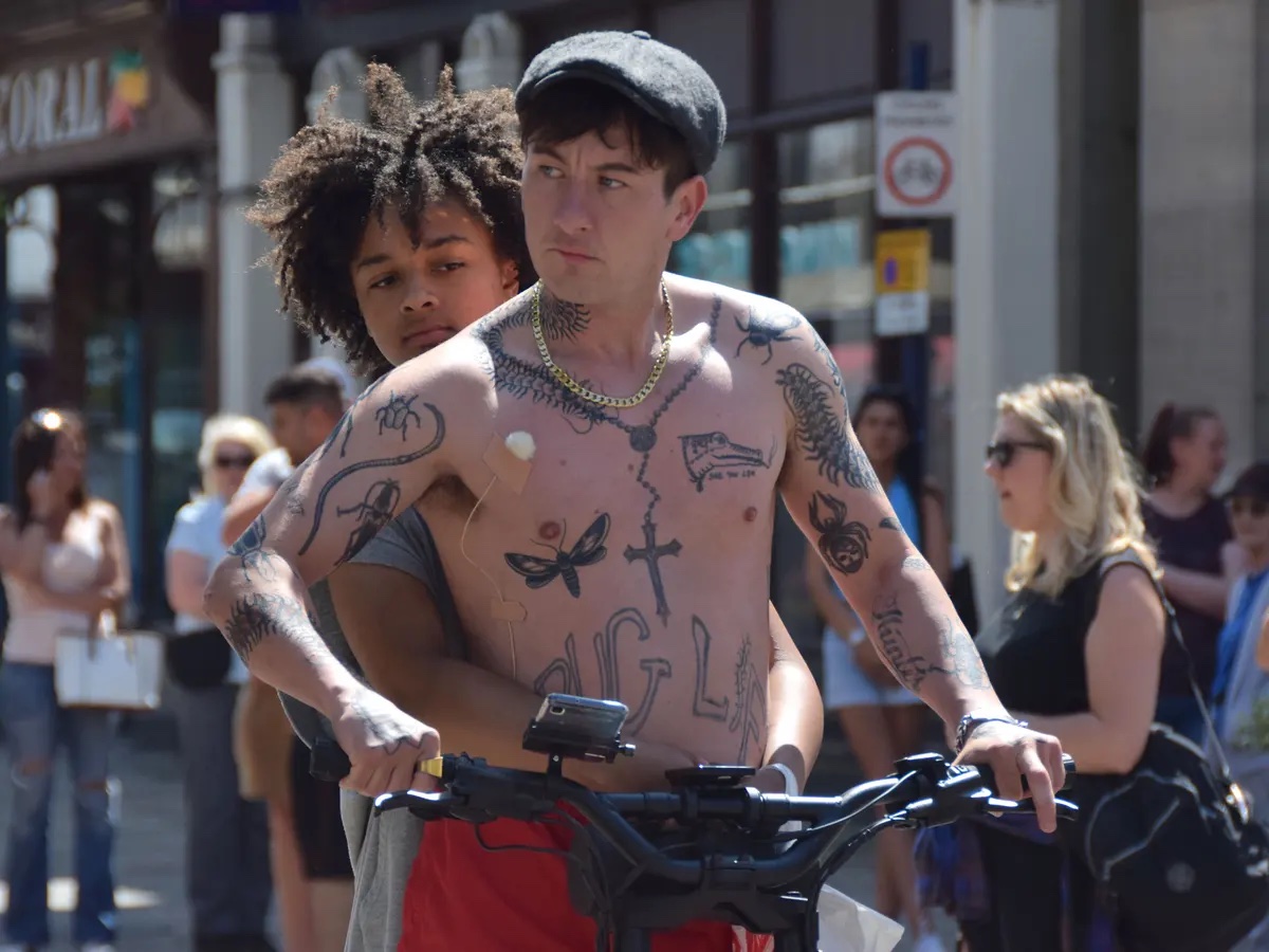 Bird Review - 2024 Andrea Arnold Movie Film