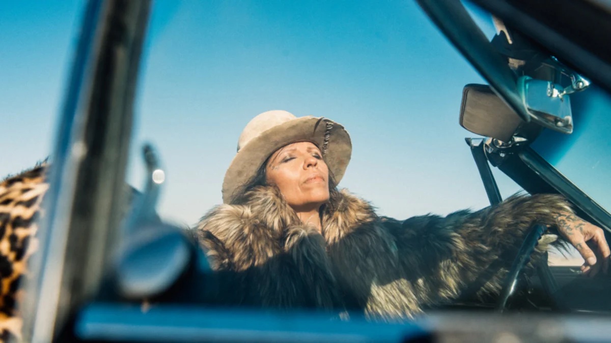 Linda Perry: Let It Die Here Review - 2024 Don Hardy Documentary Film