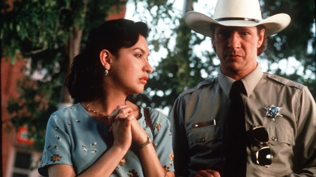 Lone Star Essay - 1996 John Sayles Movie Film