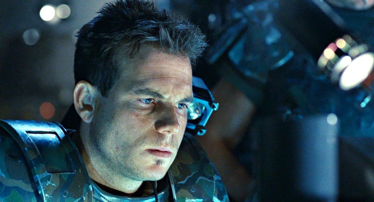 Aliens Cast on Disney+ and Hulu - Bill Paxton as Private Hudson