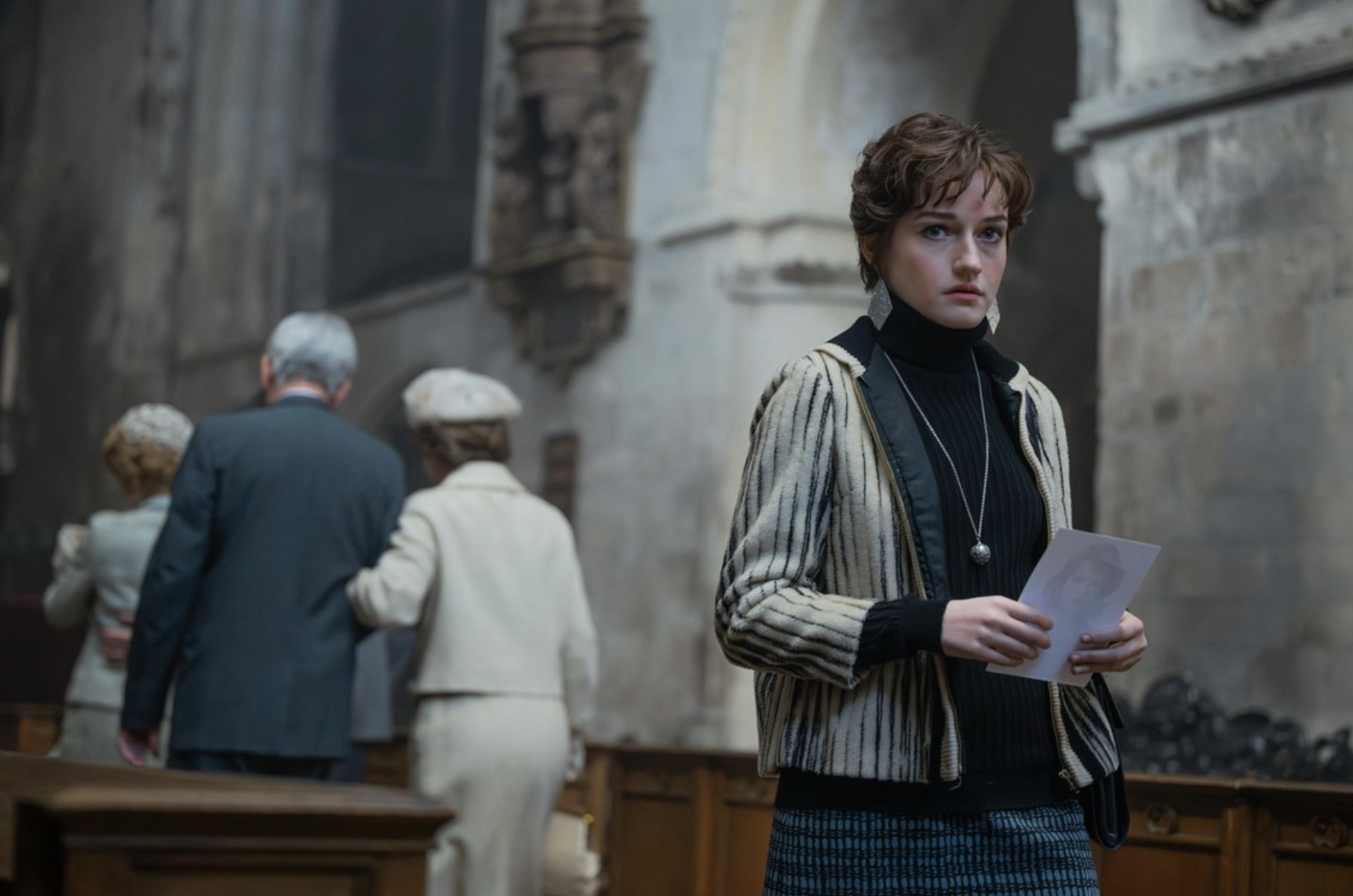 Apartment 7A Review - 2024 Natalie Erika James Movie Film on Paramount+