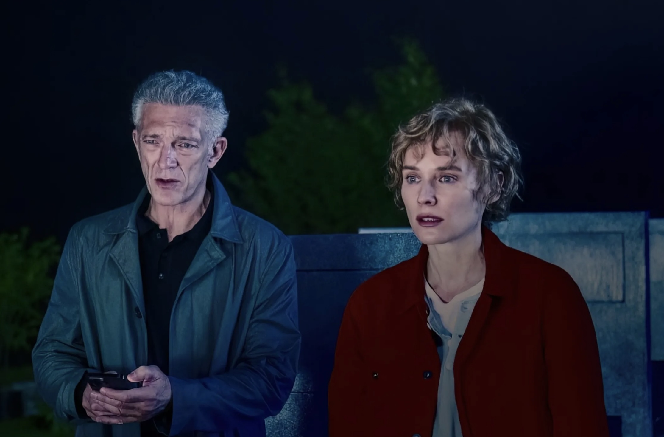 The Shrouds Review - 2024 David Cronenberg Movie Film