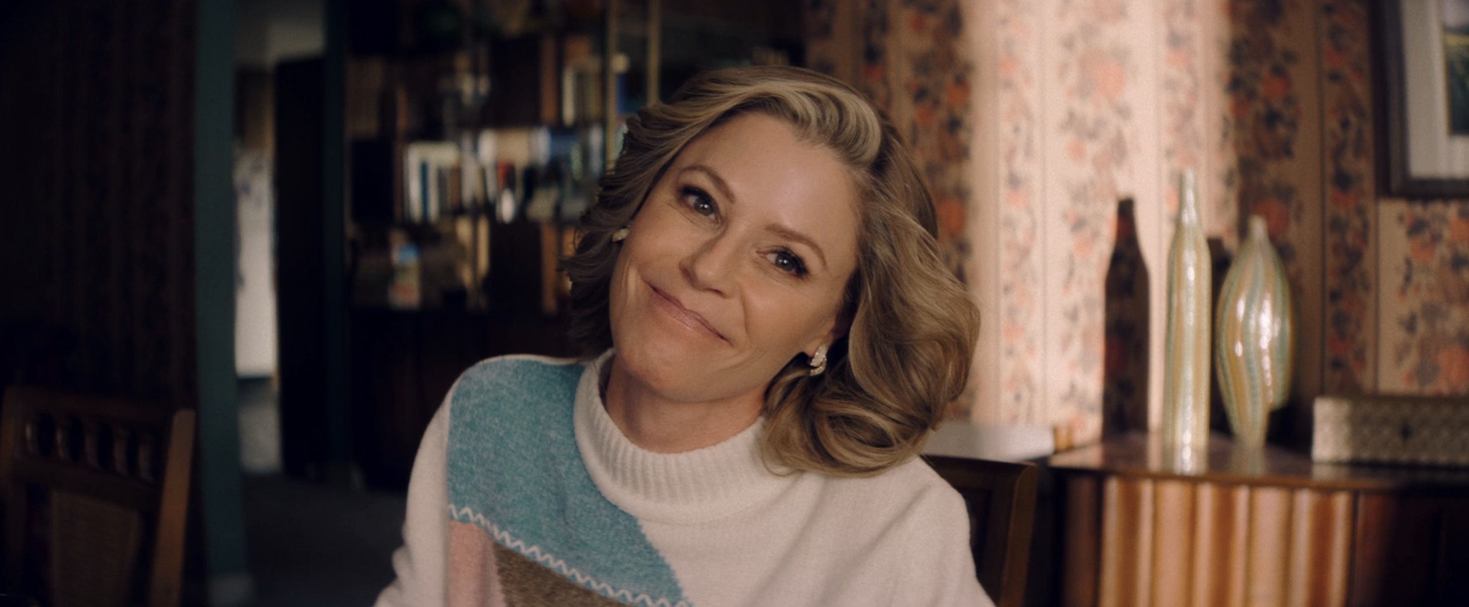 Hysteria Cast on Peacock - Julie Bowen as Linda Campbell