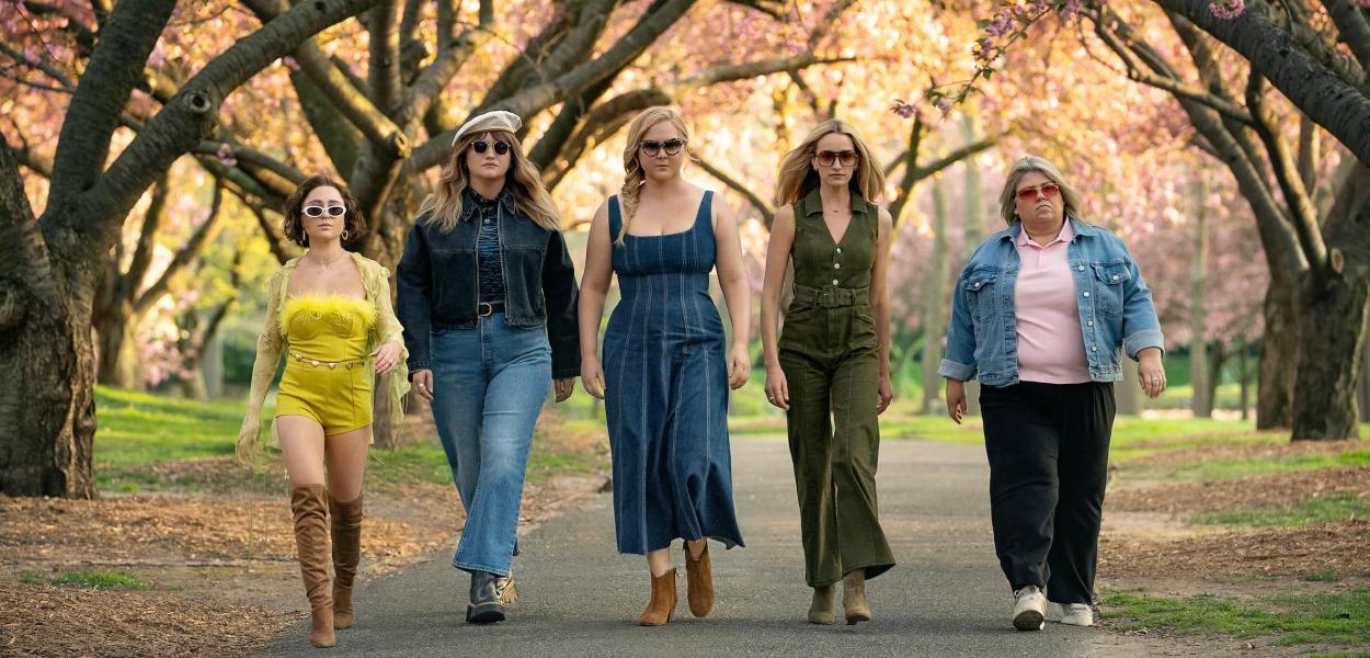 Kinda Pregnant Soundtrack - Every Song in the 2025 Netflix Movie